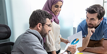 الشراكة معنا